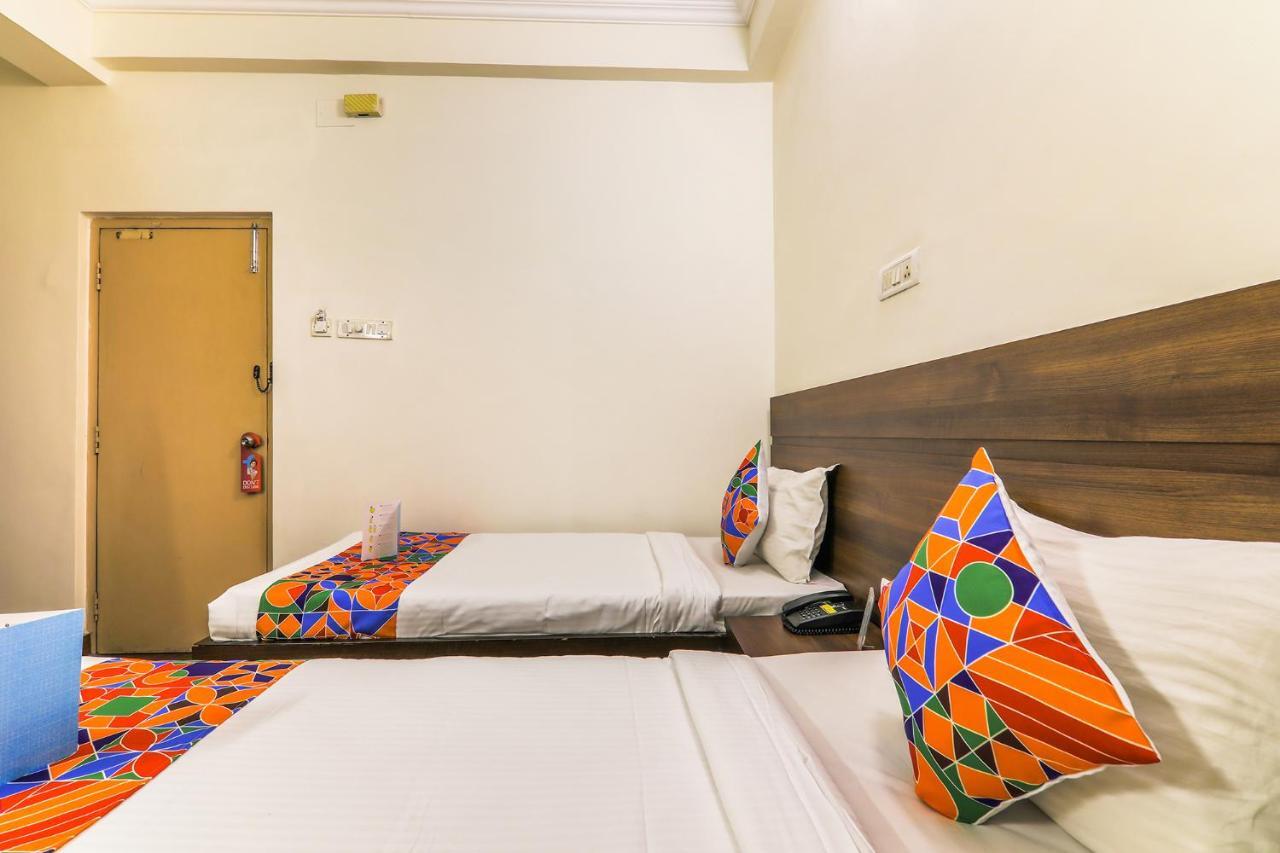 Fabhotel Royal Star Chennai Exteriör bild