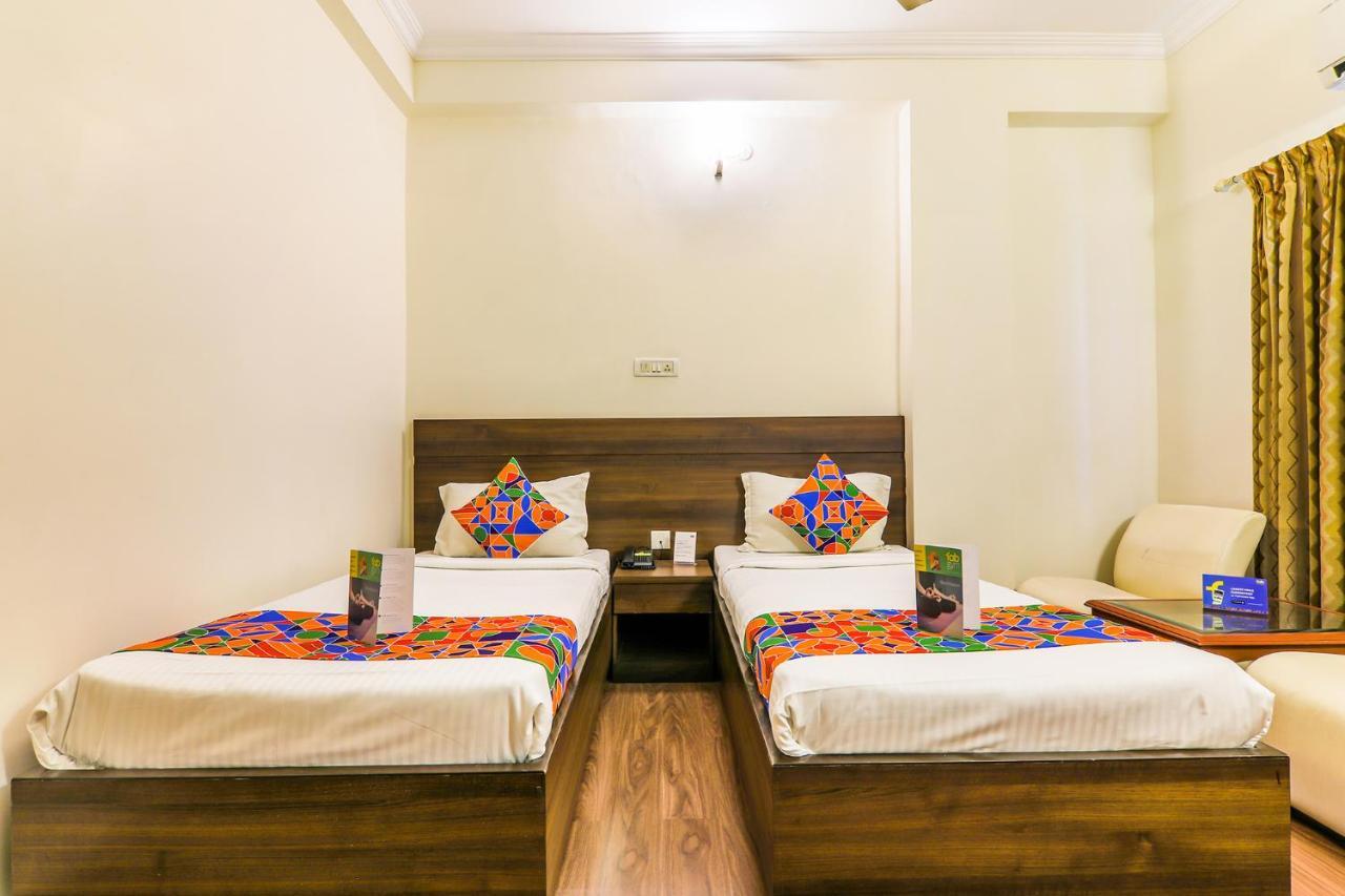 Fabhotel Royal Star Chennai Exteriör bild